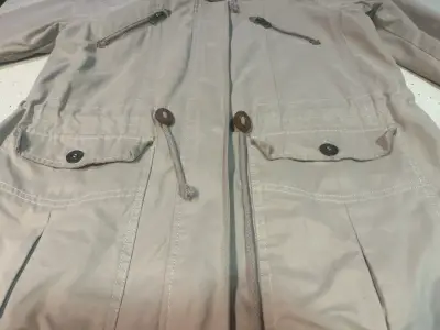 Parka beige con capucha - miniatura 4
