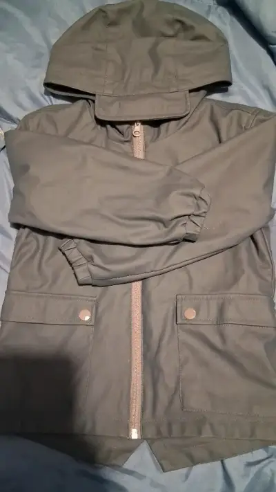 Chaqueta impermeable verde unisex - miniatura 1
