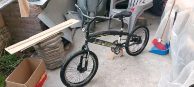 Bicicleta BMX negra Lahsen - miniatura 1