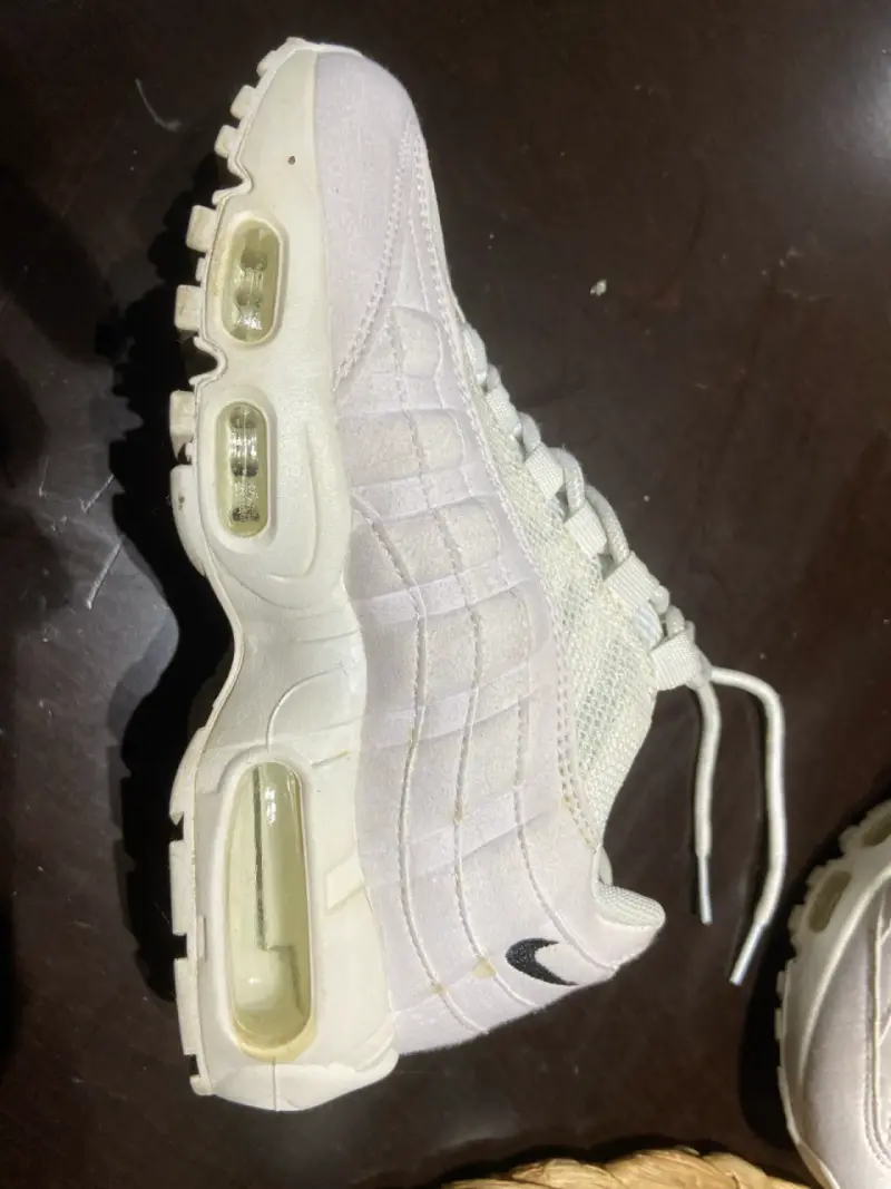 Zapatillas deportivas blancas Nike - 4