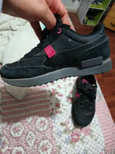 Zapatillas negras deportivas - miniatura 2