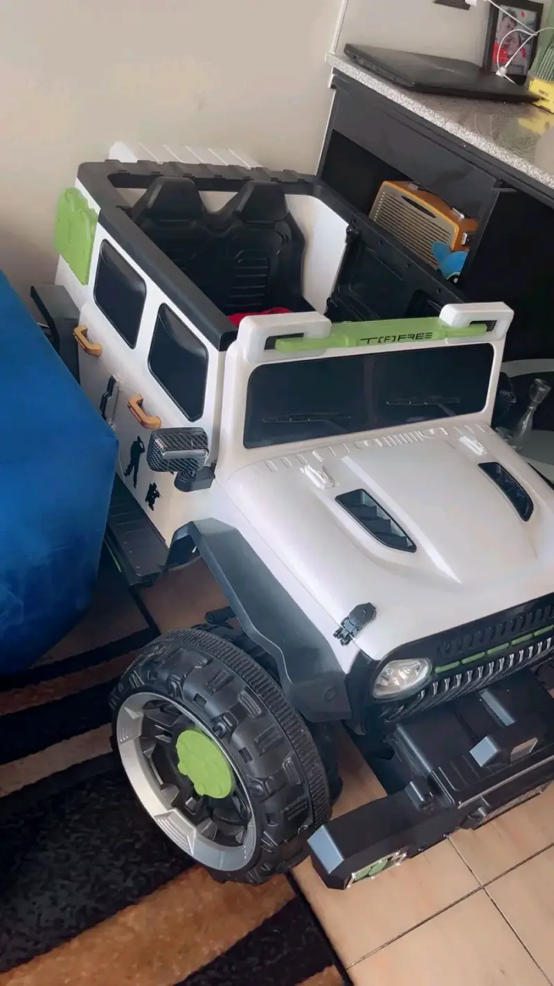 Auto eléctrico para niños - 2