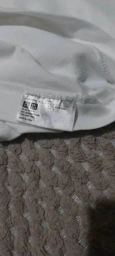 Polera Uniqlo UT x KAWS "Pink BFF" - miniatura 4