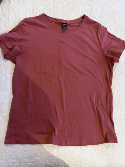Polera color burdeos - miniatura 1