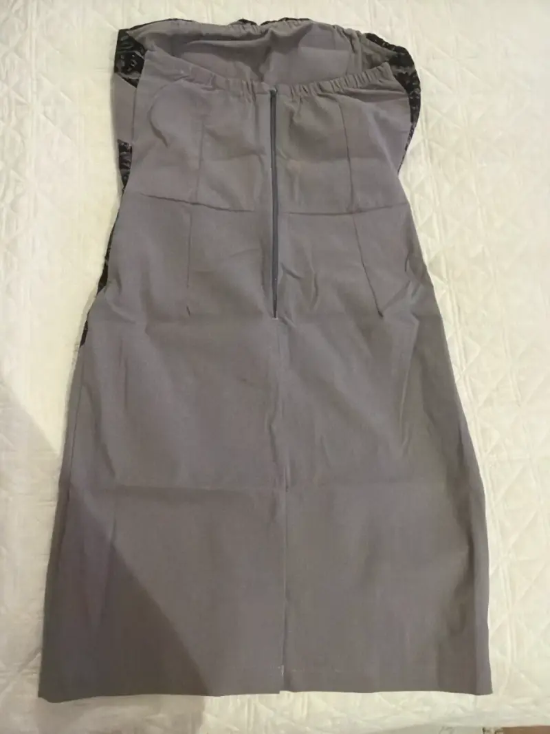 Vestido strapless gris y encaje - 2