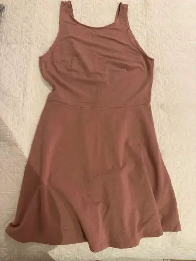Vestido rosado sin mangas - miniatura 1