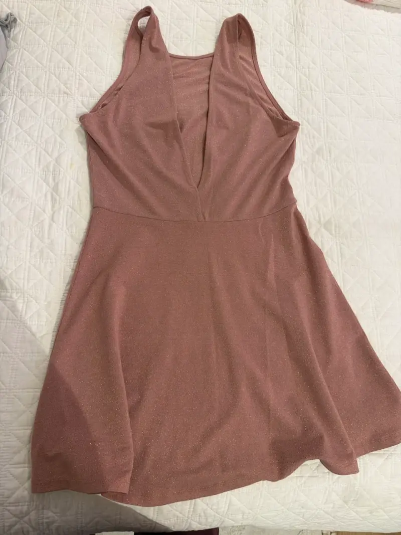 Vestido rosado sin mangas - 2