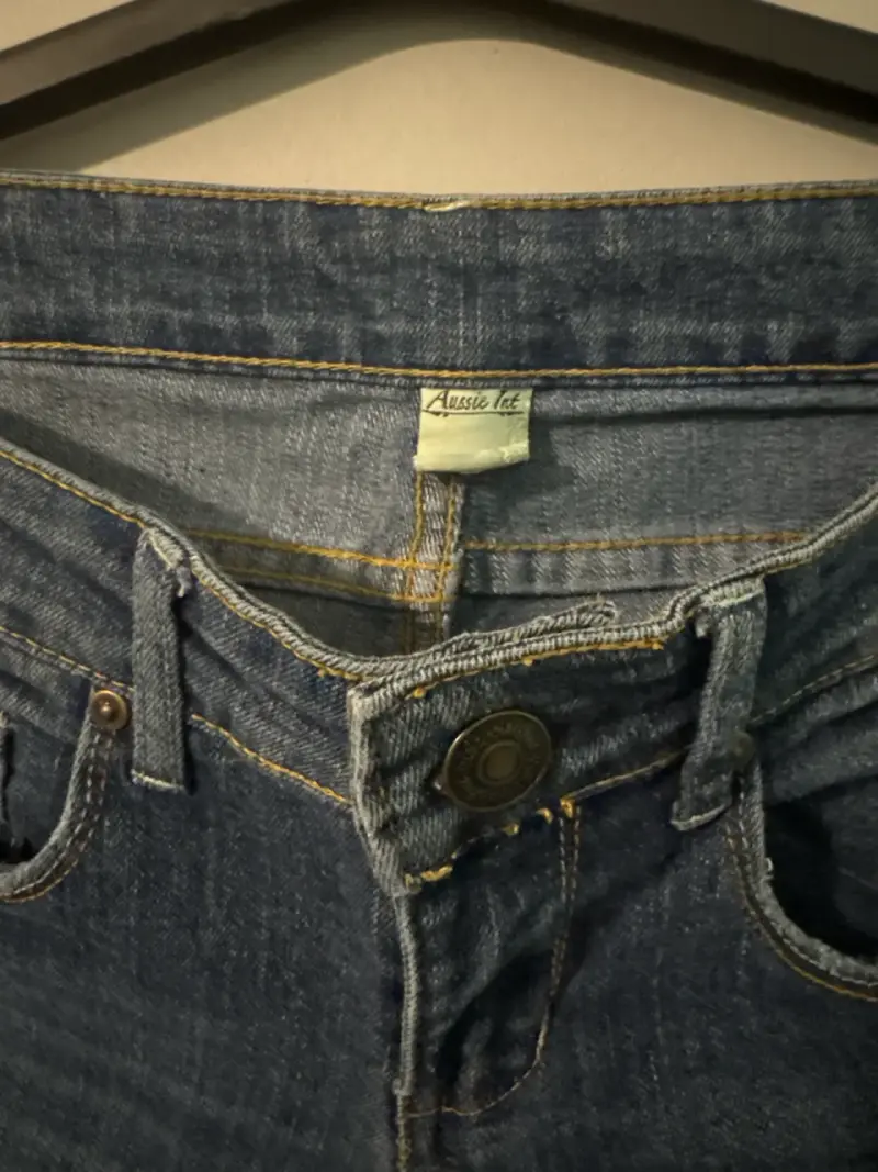 Jeans azules desgastados - 2