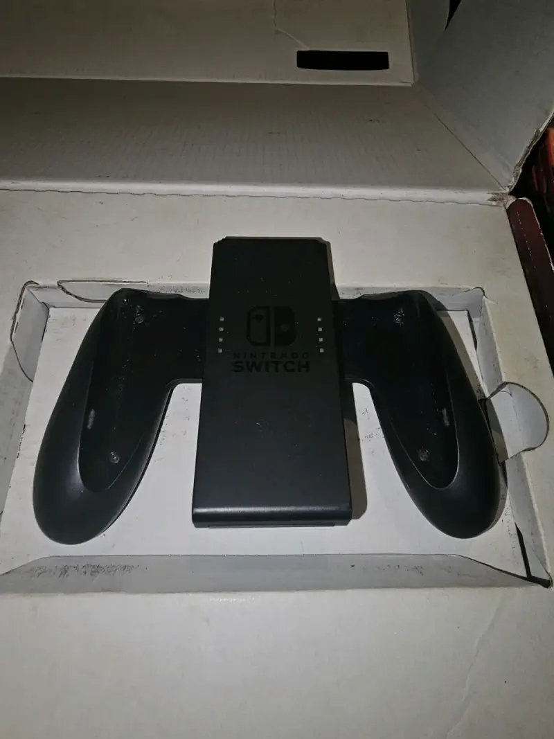 Nintendo switch - 2