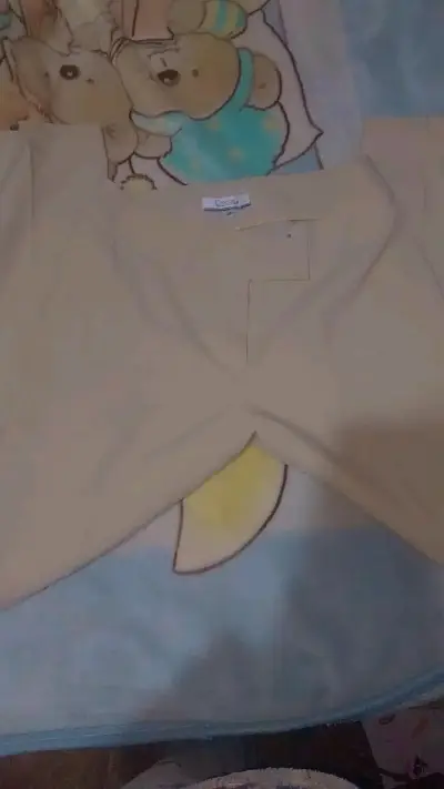 Pantalones beige clásicos - miniatura 2