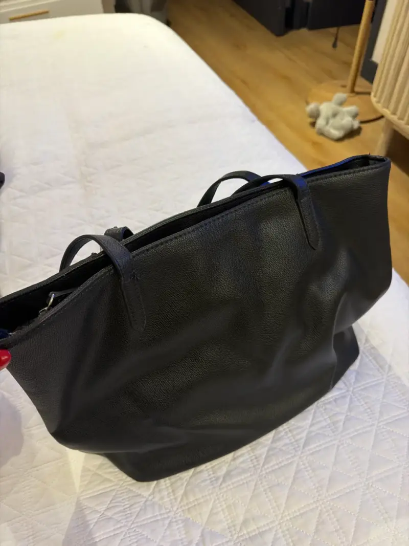 Bolso negro Guess Los Angeles - 2
