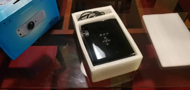 Proyector iRULU portátil negro - 3