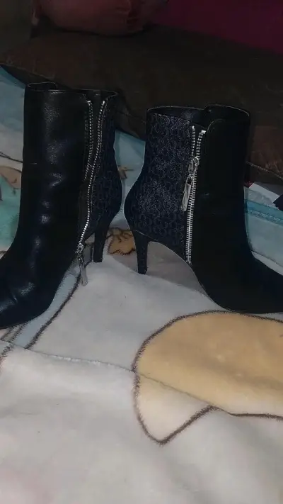 Botines negros de cuero - miniatura 3