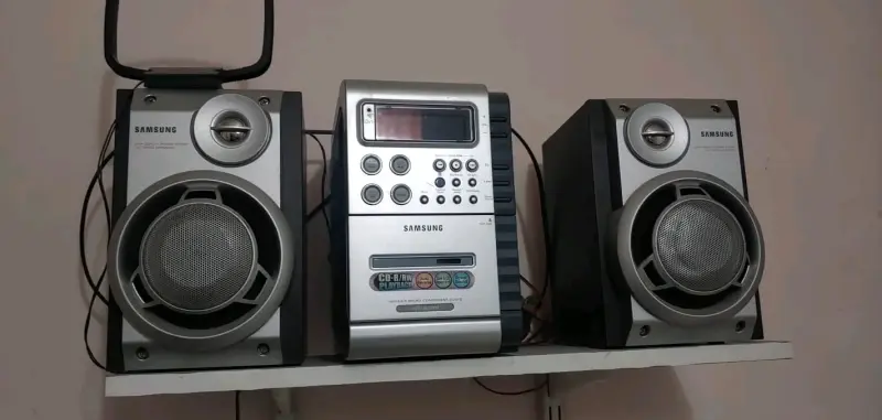 Equipo de música Samsung - 1