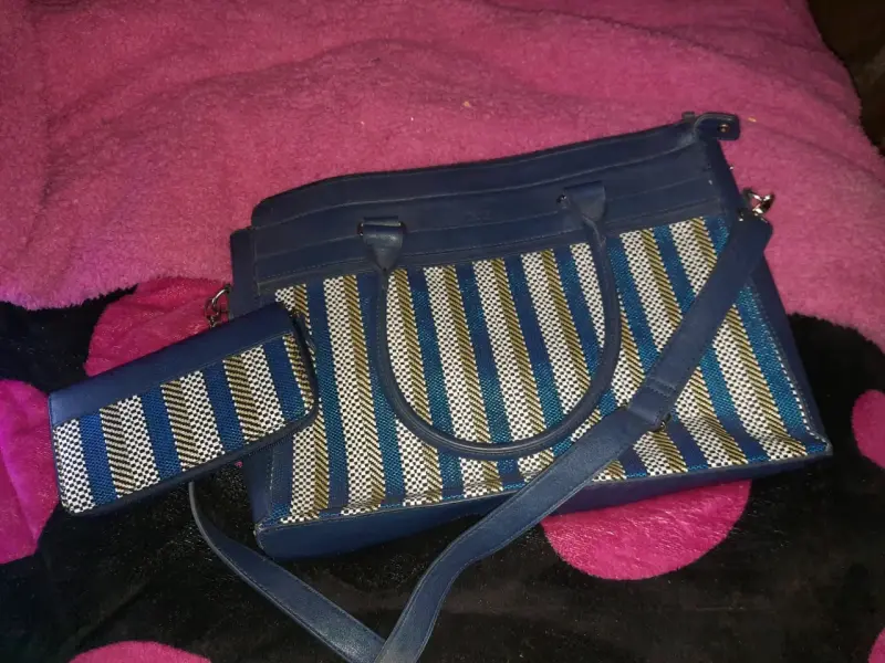 Bolso y monedero azul a rayas - 2