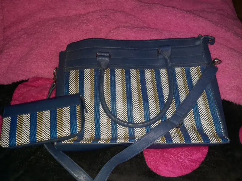 Bolso y monedero azul a rayas - 3
