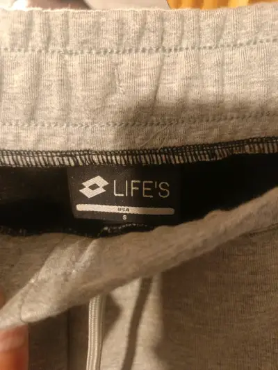 Pantalones deportivos grises - miniatura 2