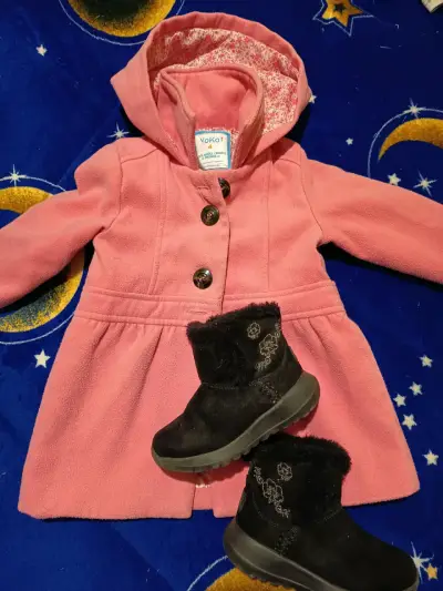 Abrigo infantil rosado + botas - miniatura 1