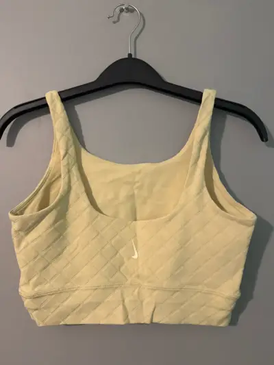 Crop top beige acolchado - miniatura 2