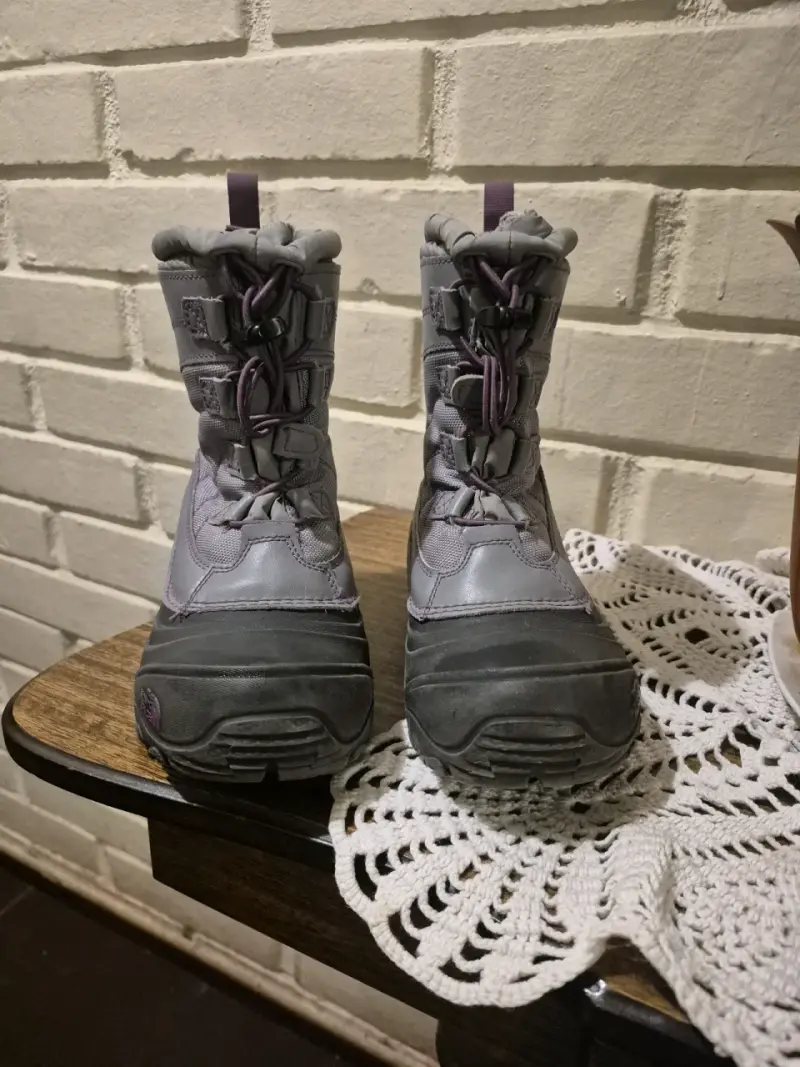 Botas de invierno grises - 4