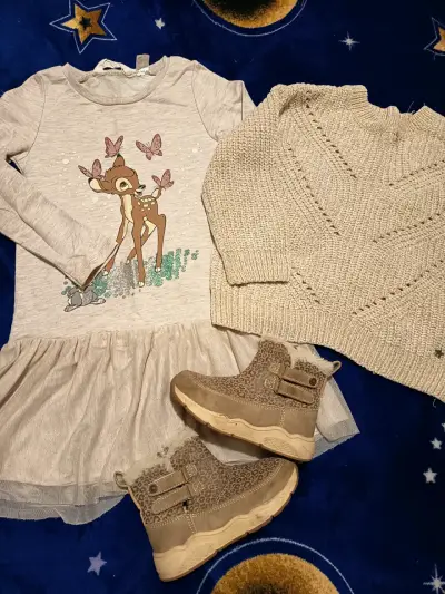Vestido infantil con diseño de Bambi - miniatura 1