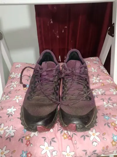 Zapatillas deportivas moradas - miniatura 1