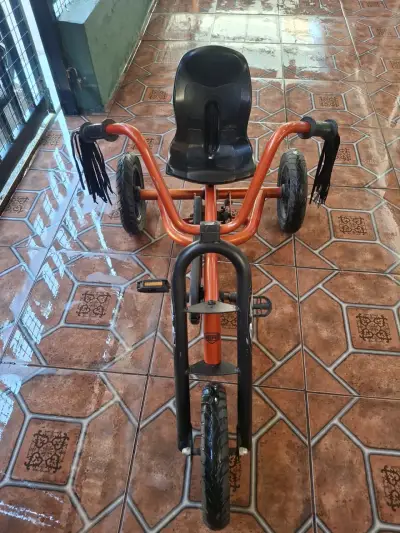 Kart a pedal para niños - miniatura 3