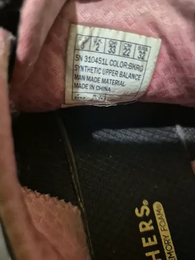 Zapatillas negras Skechers para niña - miniatura 3