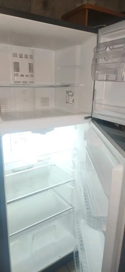 Refrigerador de dos puertas Mabe - miniatura 2