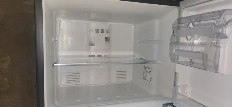 Refrigerador de dos puertas Mabe - 5