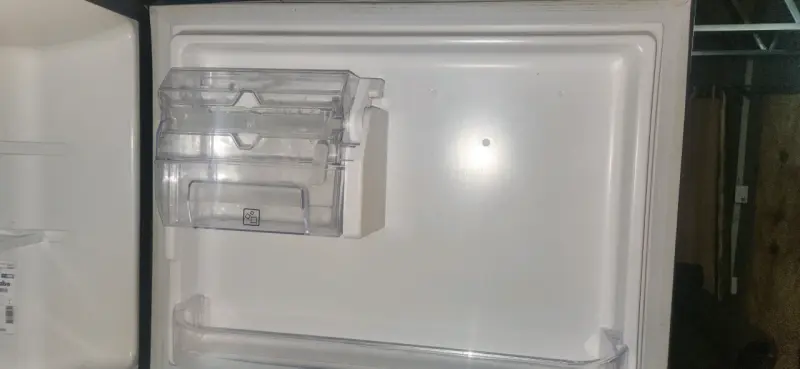 Refrigerador de dos puertas Mabe - 6