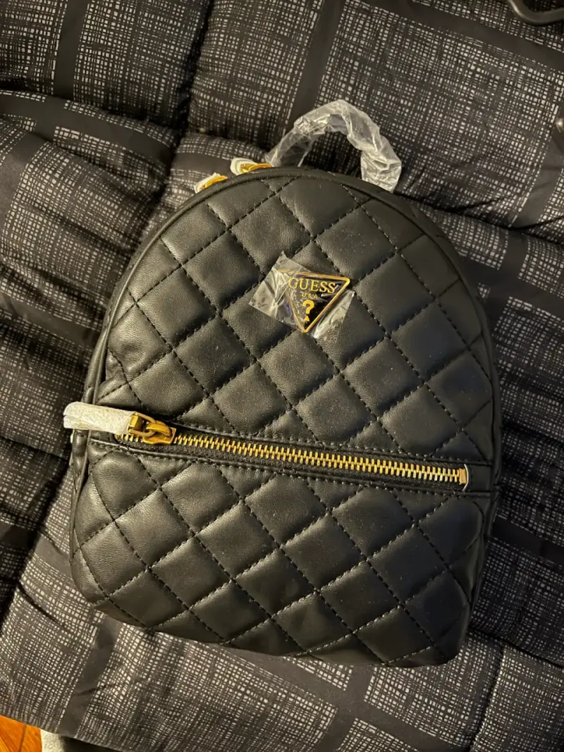 Mochila negra acolchada Guess - 6