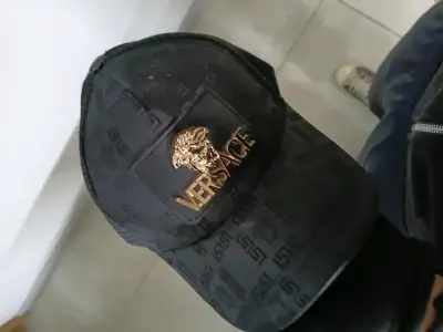 Gorra negra Versace - miniatura 1