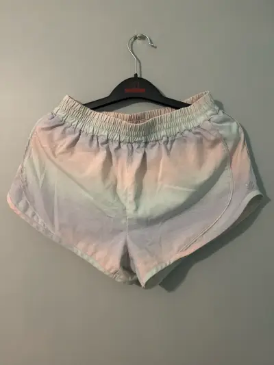 Conjunto deportivo degrade pastel - miniatura 3