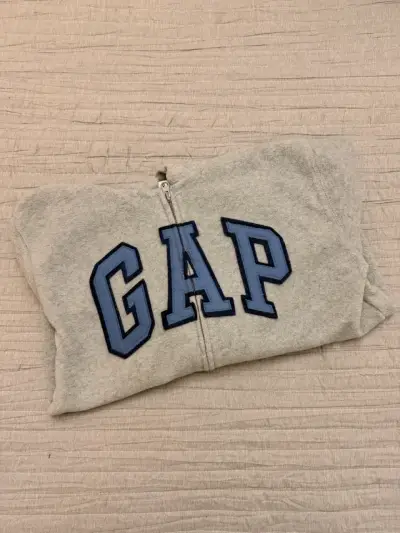 Polerón gris con capucha GAP - miniatura 2