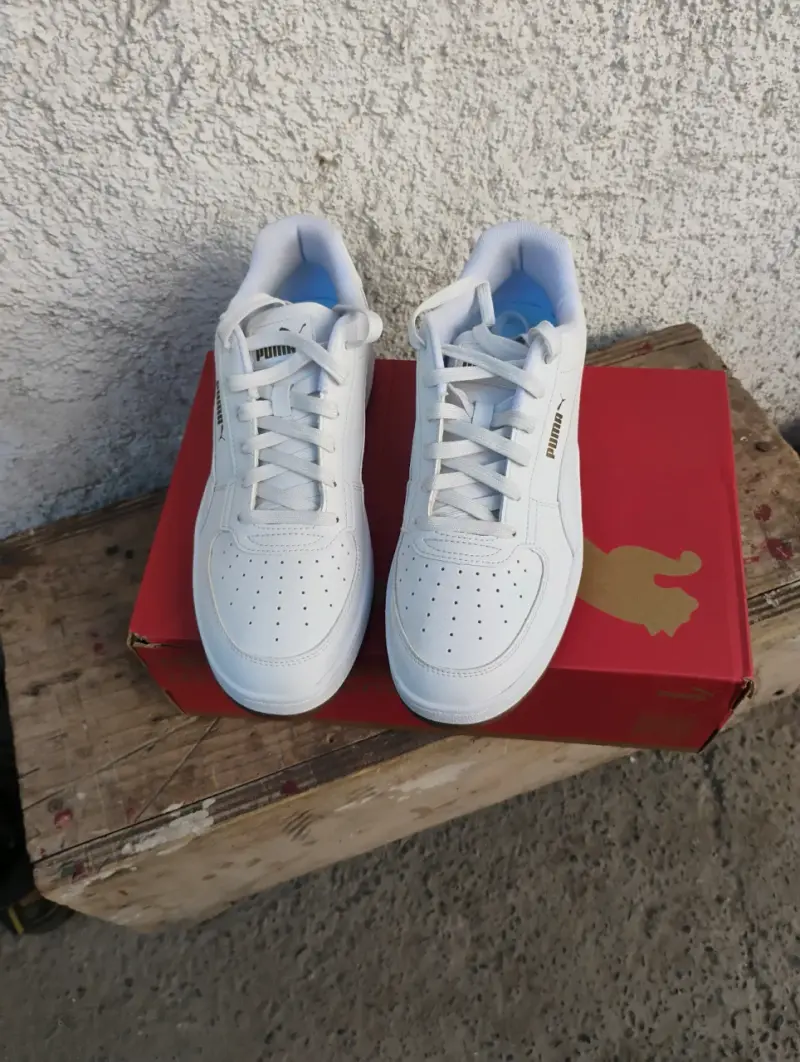 Zapatillas Puma blancas - 1