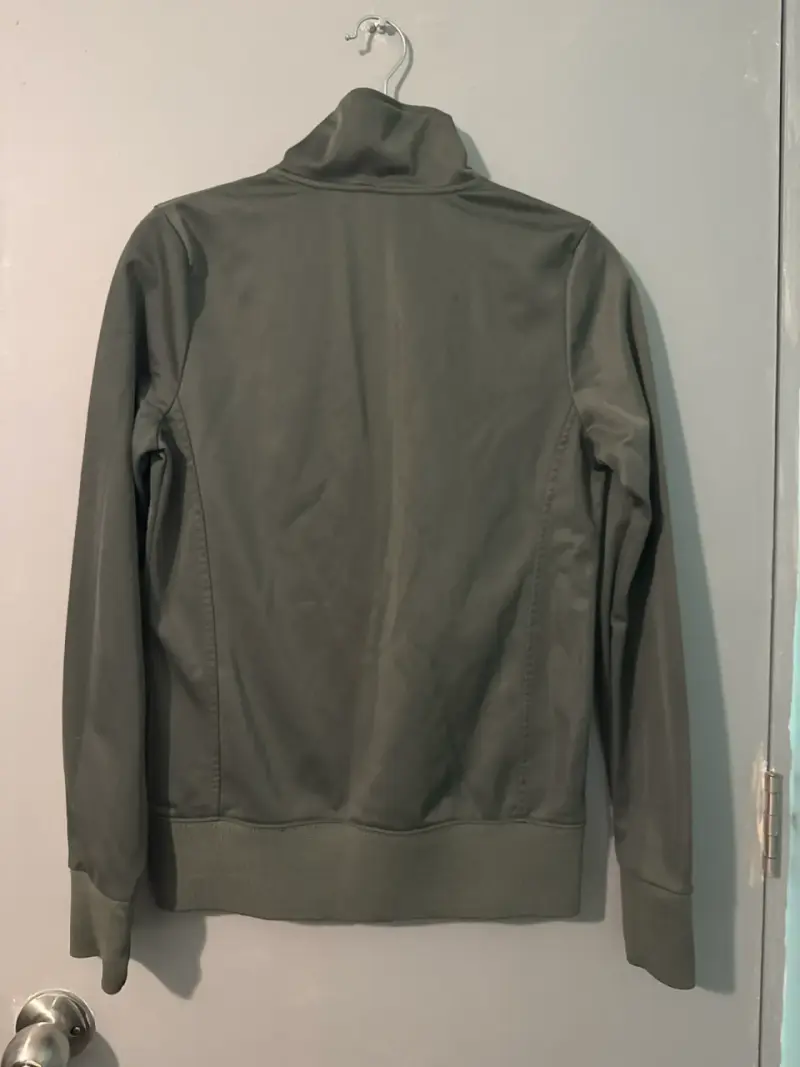 Chaqueta deportiva gris - 4
