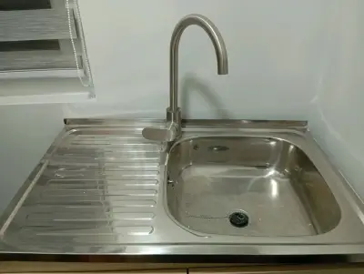 Lavaplatos con mueble de cocina - miniatura 5