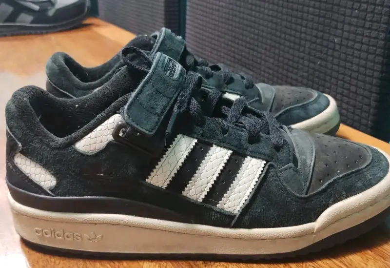 Zapatillas negras Adidas originales