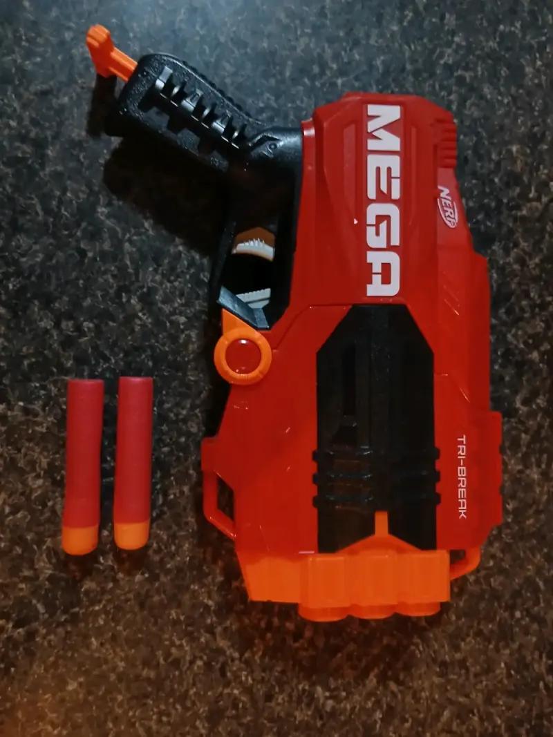 Pistola Nerf Mega