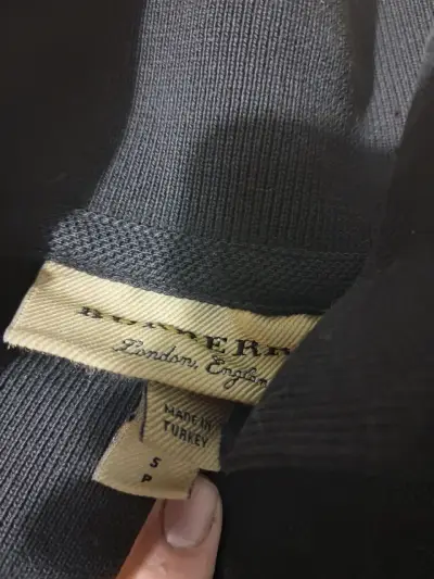 Polera burberry - miniatura 2