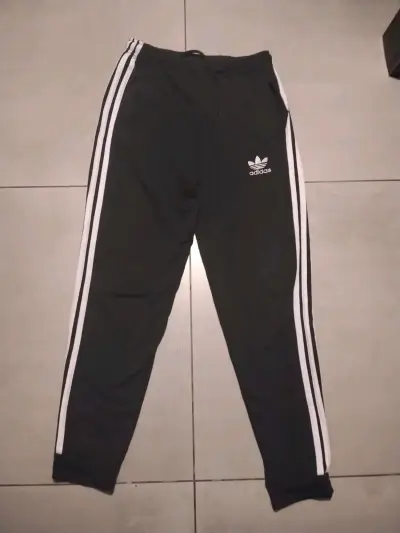 Pantalón deportivo negro - miniatura 5
