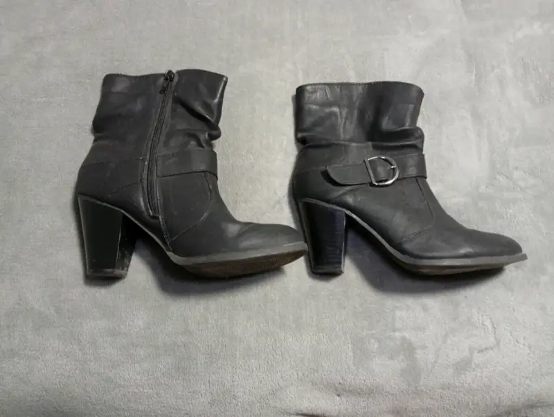 Botines negros de tacón