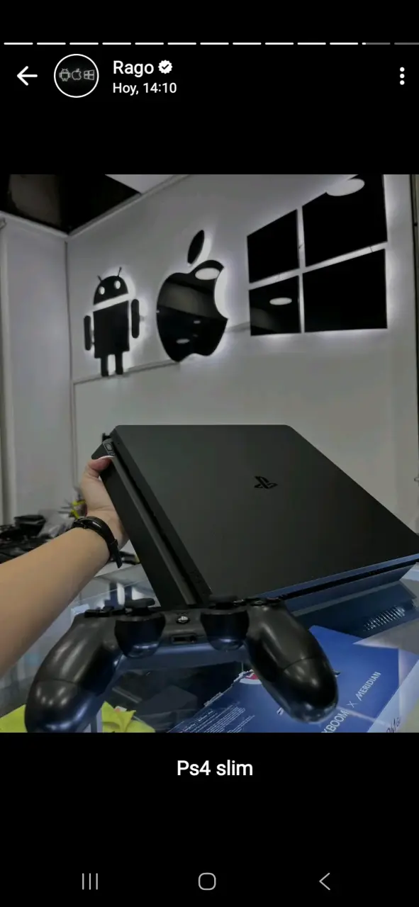 PlayStation 4 slim en perfecto estado - 2