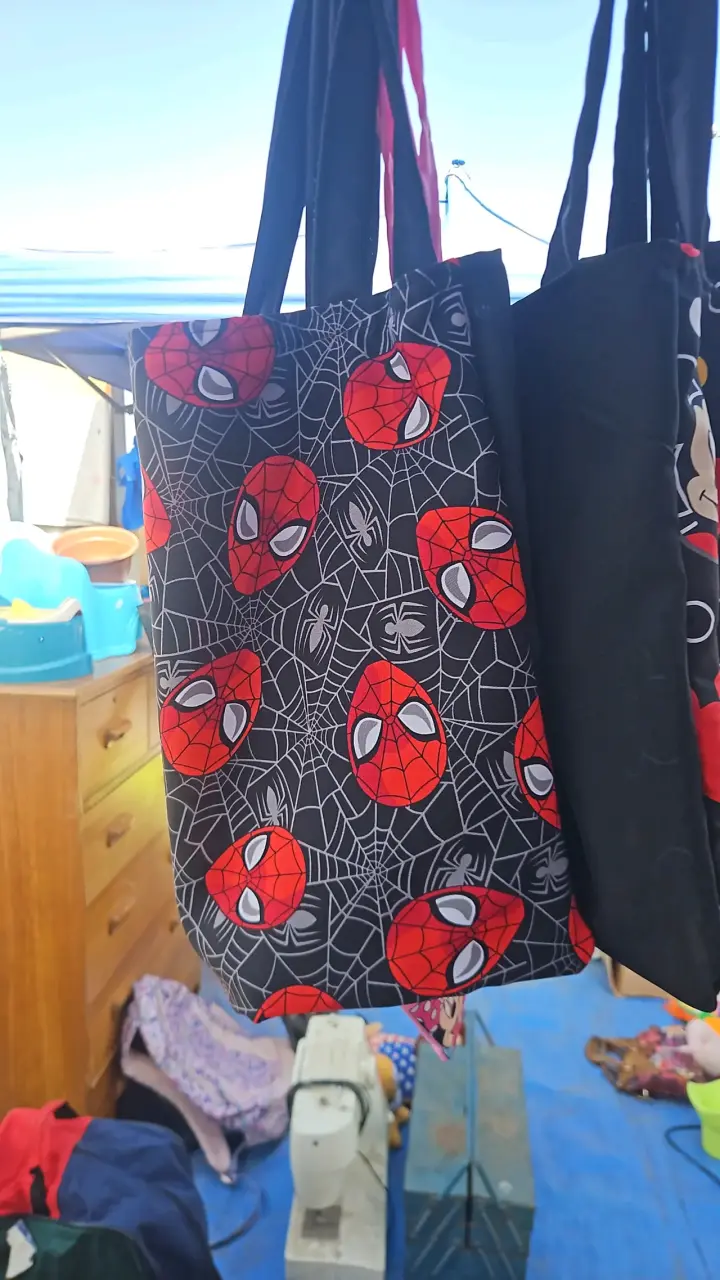 Cuellos.bolsas disney escronchs - 4