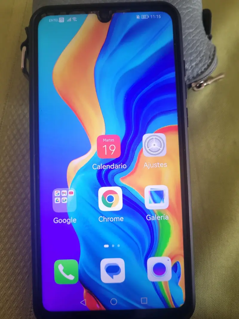Smartphone Android en buen estado - 1