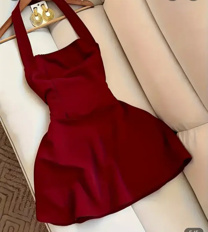 Vestido rojo de tirantes - 3