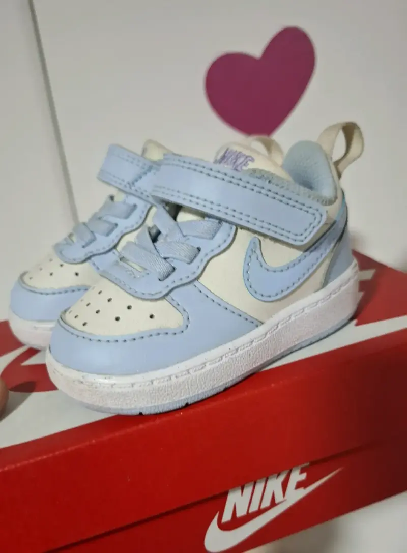 Zapatillas Nike bebé celestes