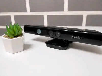 Consola Xbox 360 + Kinect + 2 juegos - miniatura 3