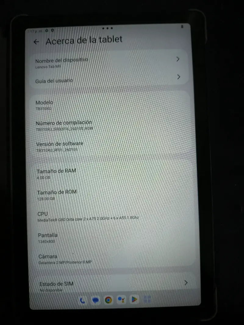 Tablet Lenovo con funda - 2